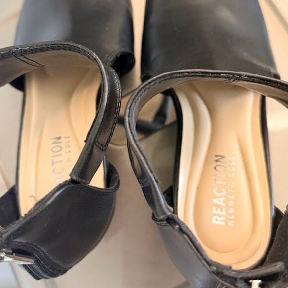 Gracie Wedge Sandal (Women) Reaction Kenneth Cole - Picture 2 of 3